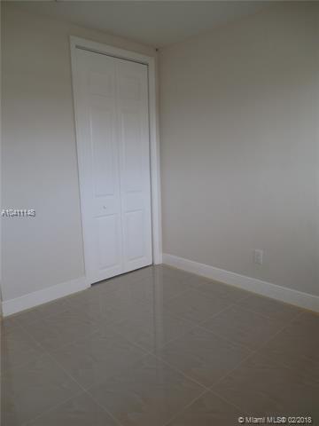 576 53rd Ter, Hialeah, FL 33012 photo 24