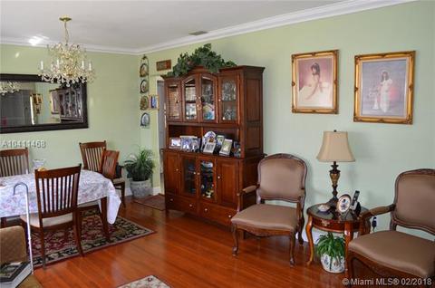 695 E 31st St, Hialeah, FL 33013 photo 4