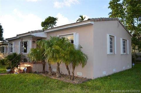 695 E 31st St, Hialeah, FL 33013 photo 3