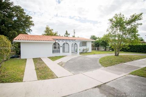 4791 W 9th Ct, Hialeah, FL 33012 photo 2
