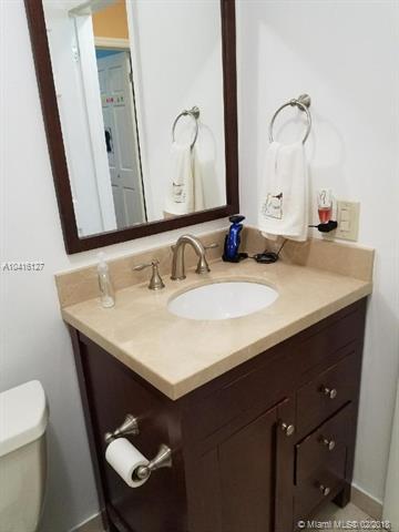 3902 NW 176th Ter, Miami Gardens, FL 33055 photo 4