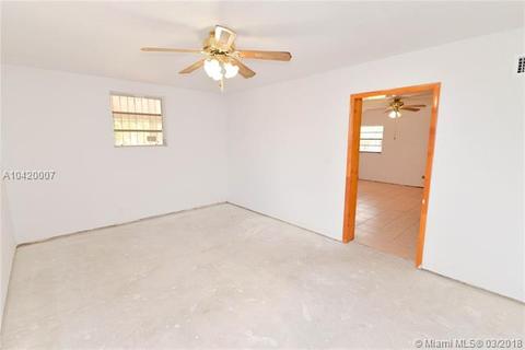 750 E 57th St, Hialeah, FL 33013 photo 15