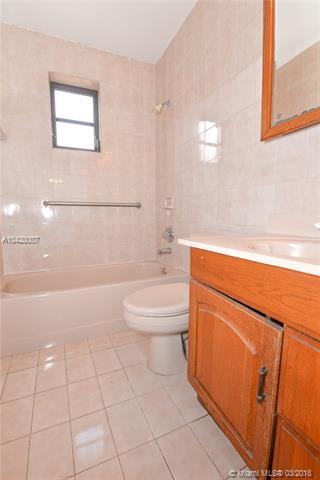 750 E 57th St, Hialeah, FL 33013 photo 8