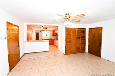 750 E 57th St, Hialeah, FL 33013 photo 4