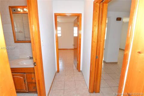 750 E 57th St, Hialeah, FL 33013 photo 9