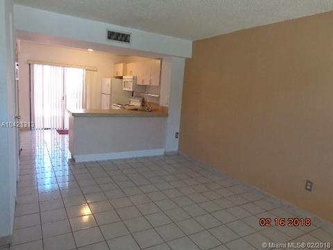 Undisclosed, Miami, FL 33165 photo 3