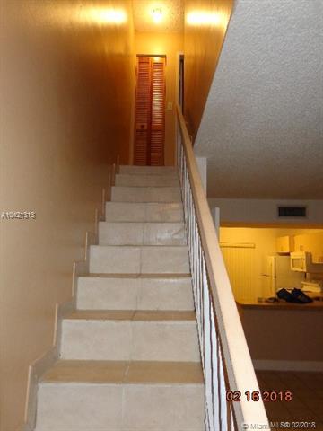 Undisclosed, Miami, FL 33165 photo 20