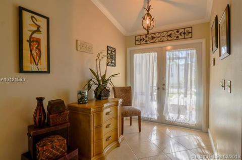 122 Timberline, Jupiter, FL 33458 photo 2