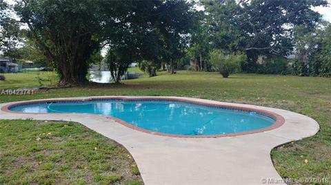 6850 SW 5th St, Margate, FL 33068 photo 11