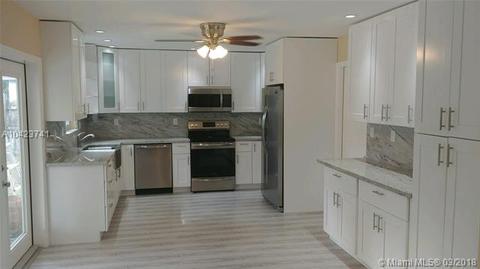 6850 SW 5th St, Margate, FL 33068 photo 3