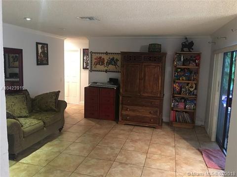 Undisclosed, Hialeah, FL 33015 photo 4