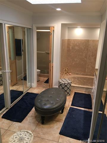 Undisclosed, Hialeah, FL 33015 photo 16