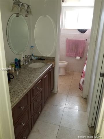 Undisclosed, Hialeah, FL 33012 photo 3