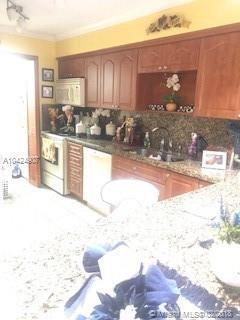 Undisclosed, Hialeah, FL 33012 photo 16
