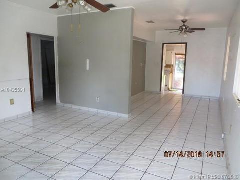 682 W 34th St, Hialeah, FL 33012 photo 6
