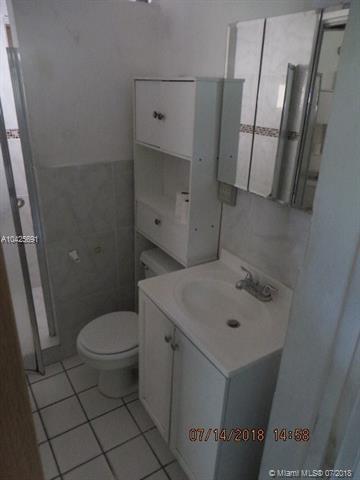 682 W 34th St, Hialeah, FL 33012 photo 12