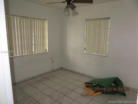 682 W 34th St, Hialeah, FL 33012 photo 10