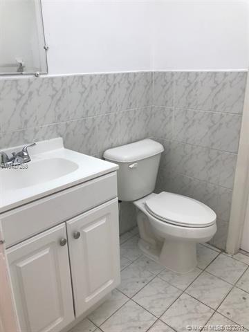 Undisclosed, Hialeah, FL 33012 photo 11