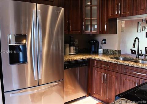 4826 S Hemingway Cir, Margate, FL 33063 photo 7