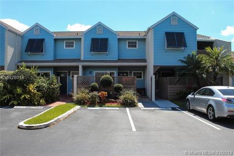 4826 S Hemingway Cir, Margate, FL 33063 photo 2