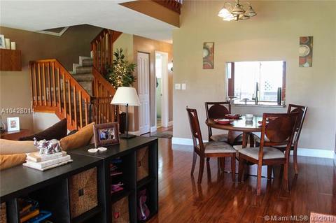 4826 S Hemingway Cir, Margate, FL 33063 photo 15