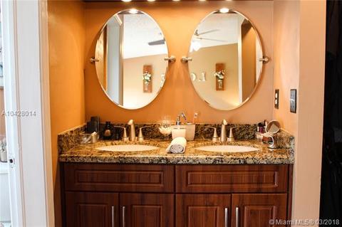 4826 S Hemingway Cir, Margate, FL 33063 photo 24
