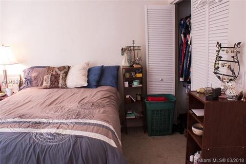 110 E Hemingway Cir, Margate, FL 33063 photo 26