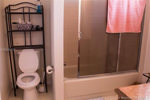 110 E Hemingway Cir, Margate, FL 33063 photo 28