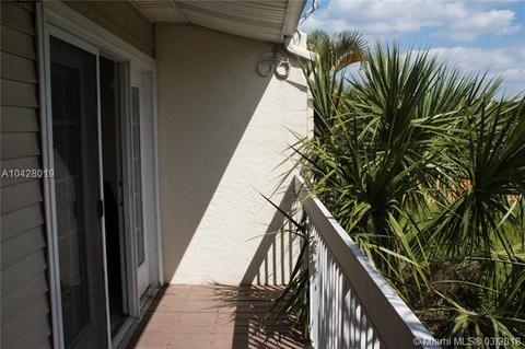 110 E Hemingway Cir, Margate, FL 33063 photo 24