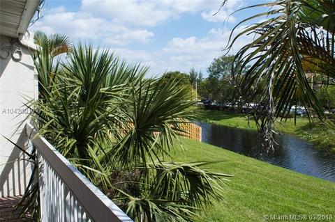 110 E Hemingway Cir, Margate, FL 33063 photo 25