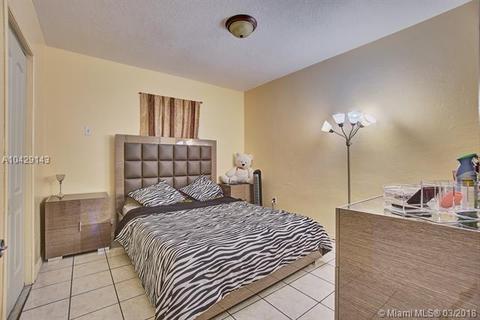 22 E 58th St, Hialeah, FL 33013 photo 9
