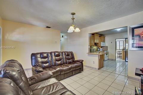 22 E 58th St, Hialeah, FL 33013 photo 8