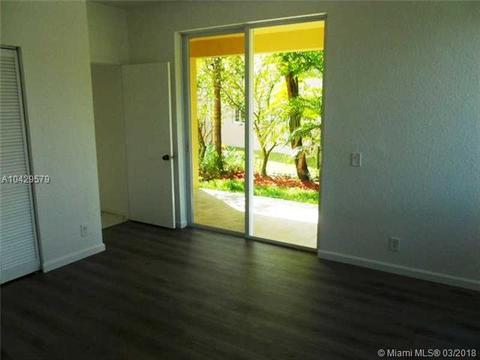 548 Conservation Dr, Weston, FL 33327 photo 8