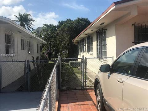 4360 E 8th Ln, Hialeah, FL 33013 photo 2