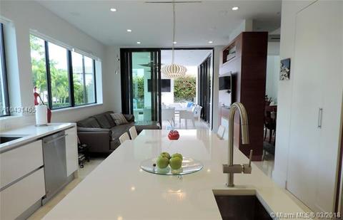 Undisclosed, Key Biscayne, FL 33149 photo 20