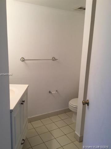 Undisclosed, Hialeah, FL 33015 photo 8