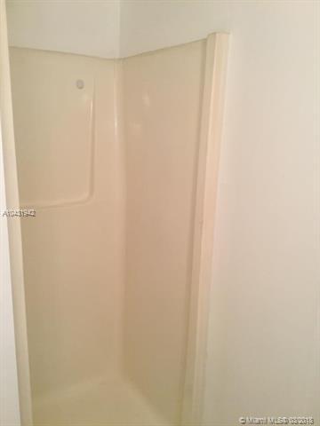 Undisclosed, Hialeah, FL 33015 photo 9