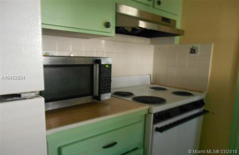 1370 Silverado, North Lauderdale, FL 33068 photo 4