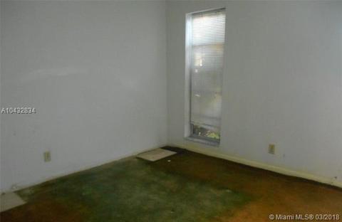 1370 Silverado, North Lauderdale, FL 33068 photo 5