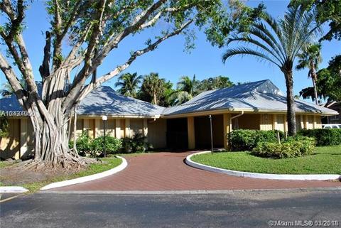 4533 Treehouse Ln #C, Tamarac, FL 33319 photo 2
