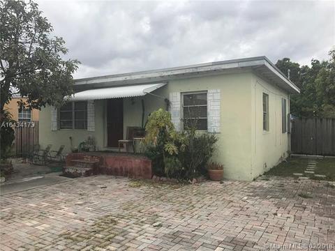 367 E 46th St, Hialeah, FL 33013 photo 2
