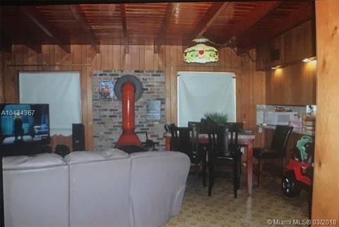 551 E 38th St, Hialeah, FL 33013 photo 4
