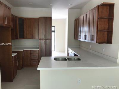3645 E 7th Ave, Hialeah, FL 33013 photo 8