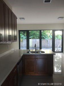 3645 E 7th Ave, Hialeah, FL 33013 photo 7
