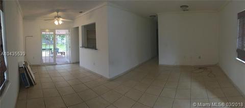 775 E 5th St, Hialeah, FL 33010 photo 2