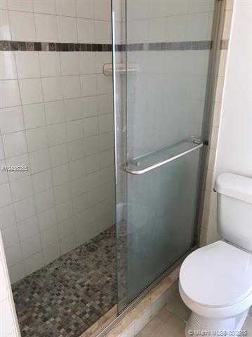 Undisclosed, Hialeah, FL 33014 photo 16