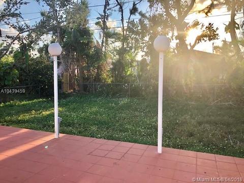 9156 Harding Ave, Surfside, FL 33154 photo 4