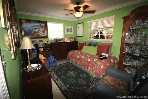 541 E 10th St, Hialeah, FL 33010 photo 8
