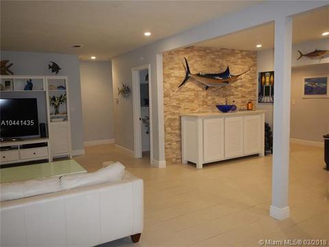 115 Harbor Dr, Key Biscayne, FL 33149 photo 4