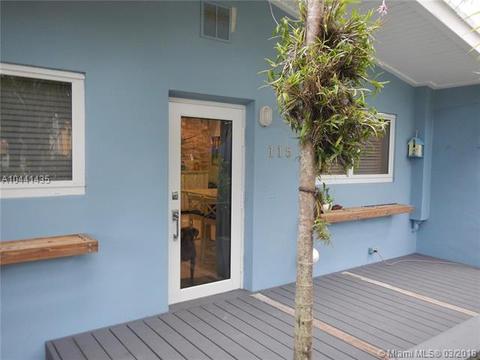 115 Harbor Dr, Key Biscayne, FL 33149 photo 2
